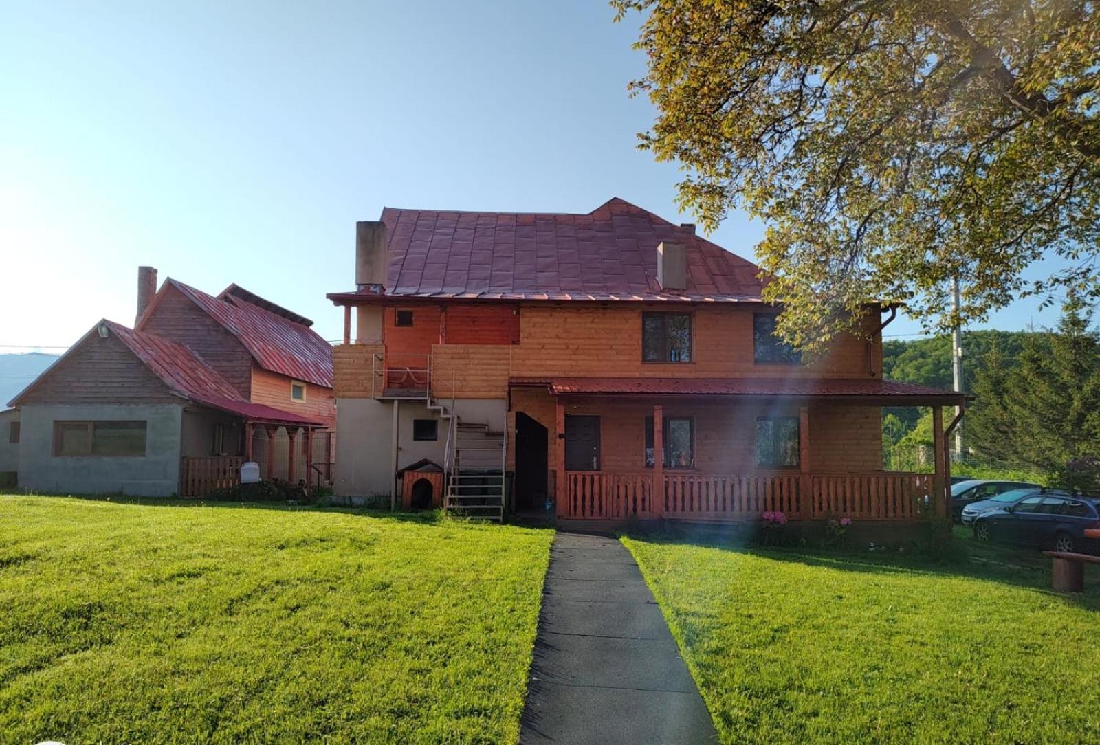 Nona Highland Home Moieciu de Jos Exterior foto